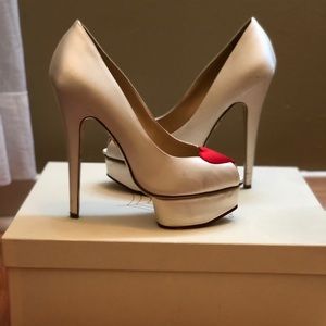 Charlotte Olympia dolly